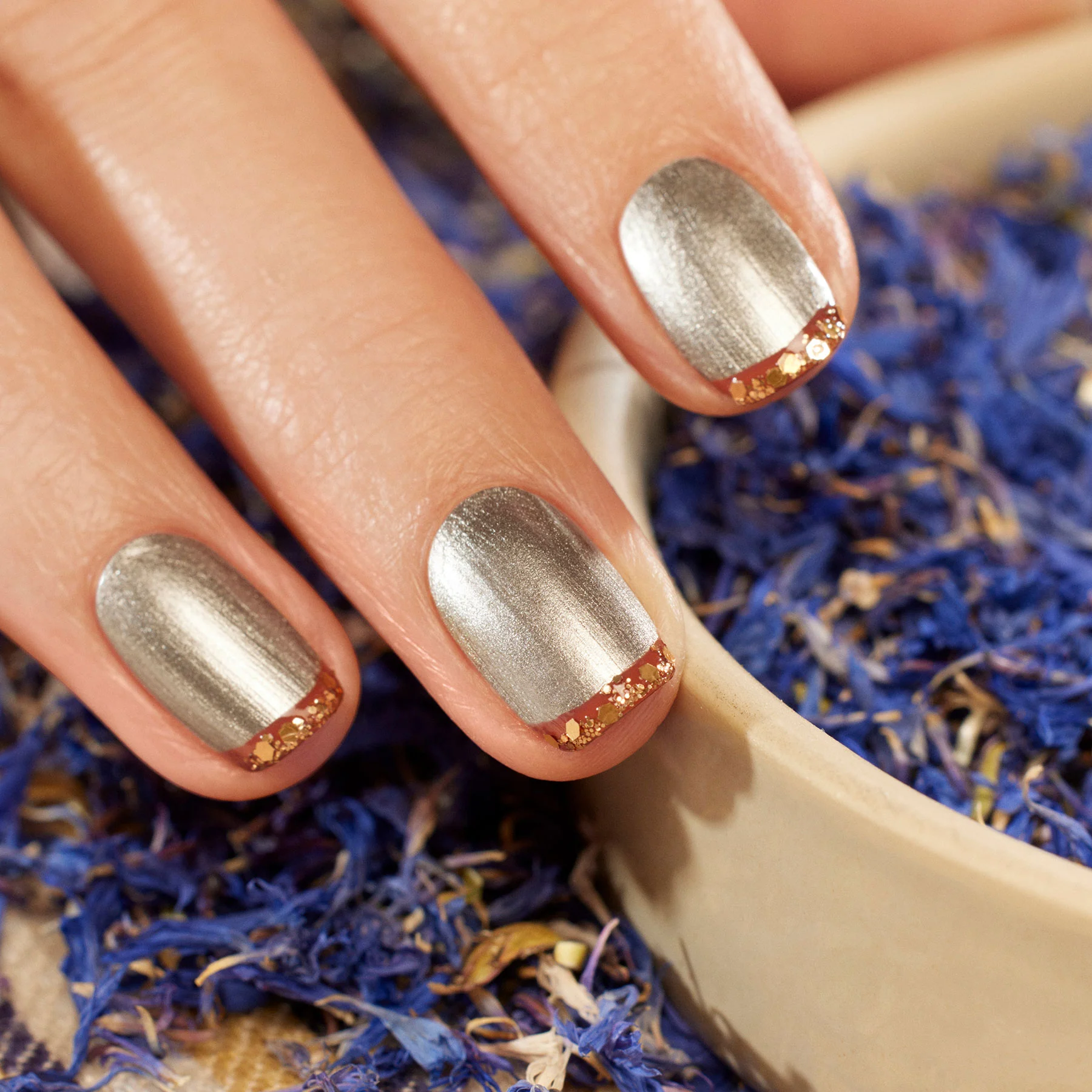 Metallic - Image 29
